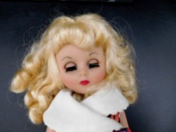TONNER BLONDE PRINT FACE VIEW